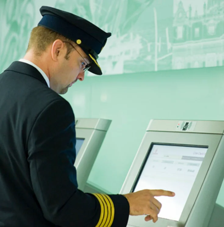 03A Emirates Crew Check in Journey